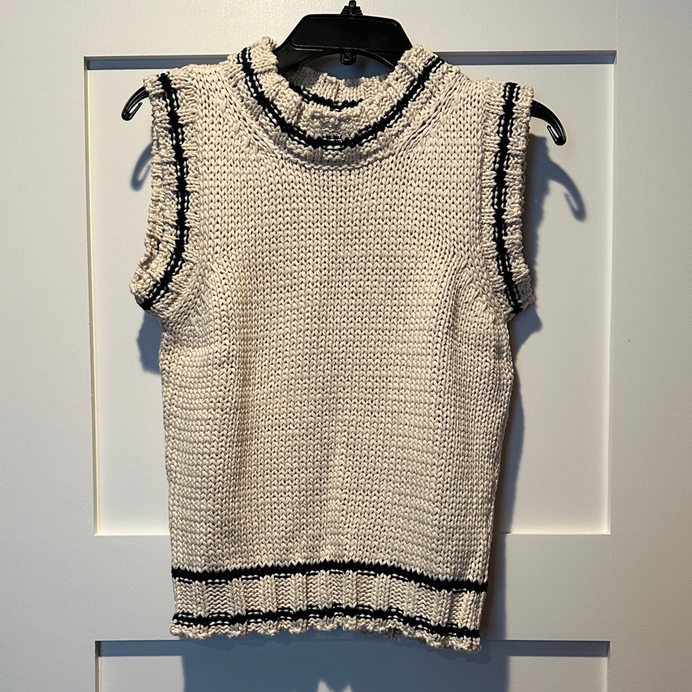 G. Label Ivory and Navy Sleeveless Sweater Vest